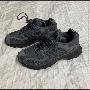 Grey Torsion TRDC Adidas Sneakers